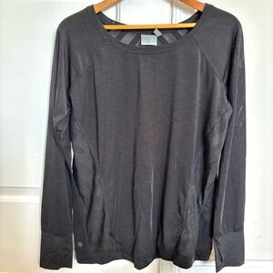 Athleta Kettle Bella Athletic Shirt